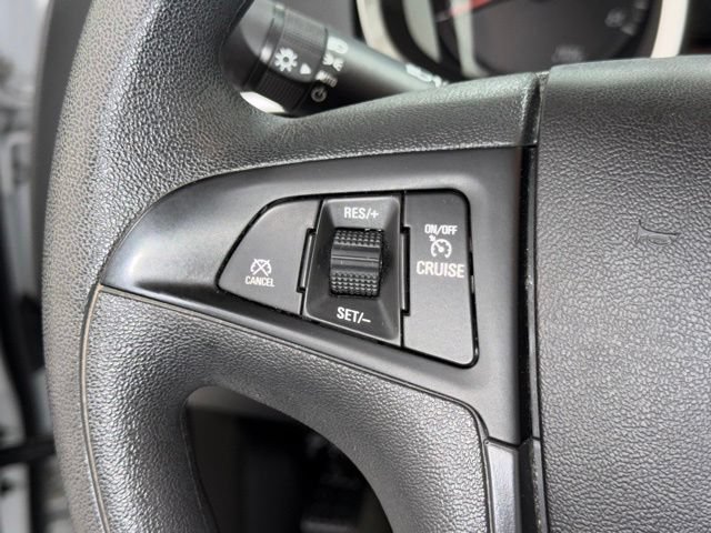 Used 2017 Chevrolet Equinox LS AWD/4WD image 15