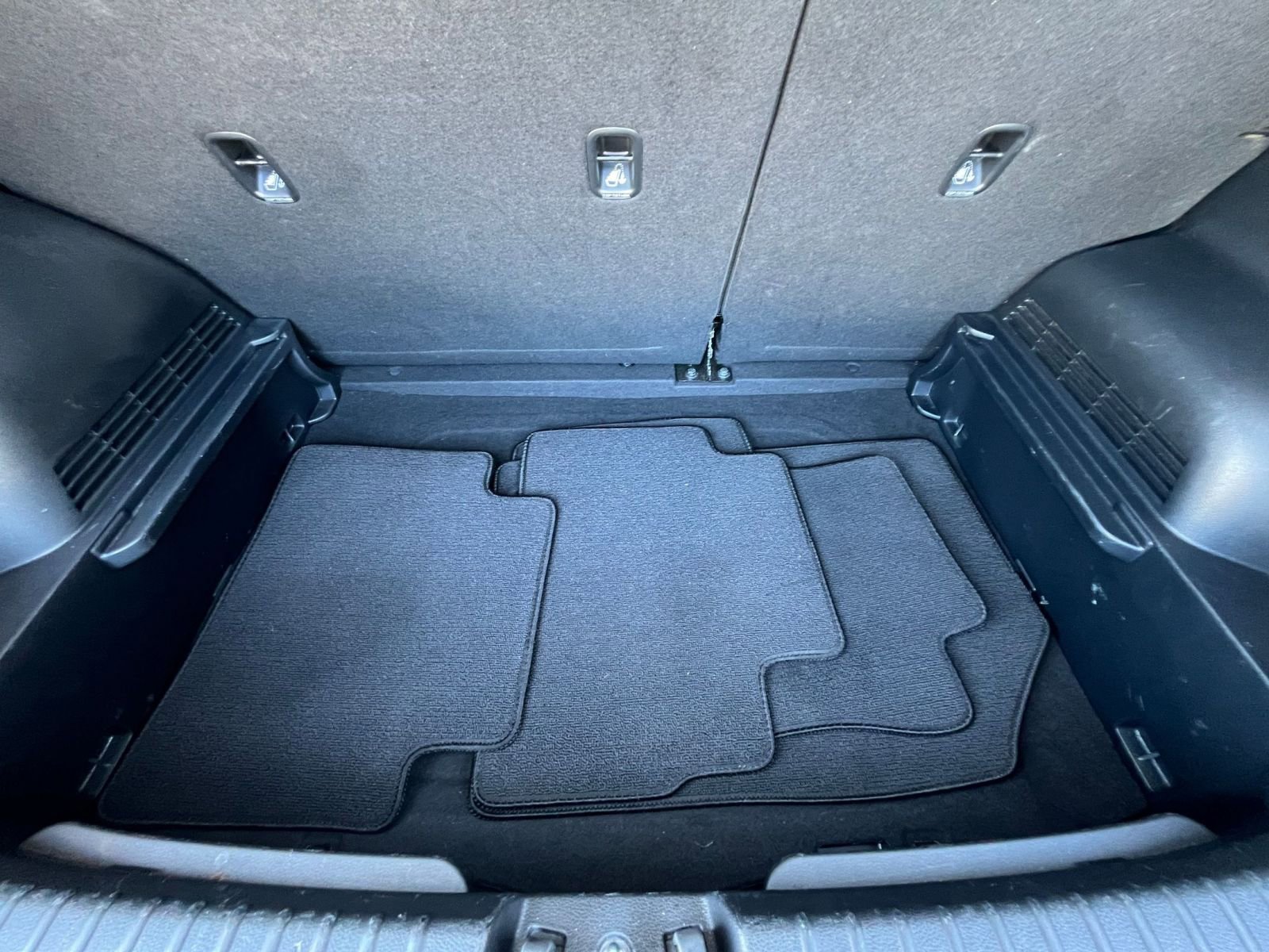 Used 2025 Kia Soul LX w/ LX Technology Package image 31