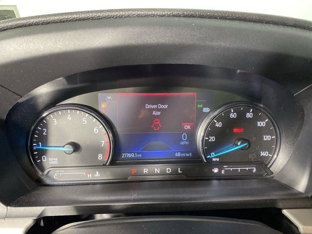 Used 2023 Ford Explorer XLT AWD/4WD image 18