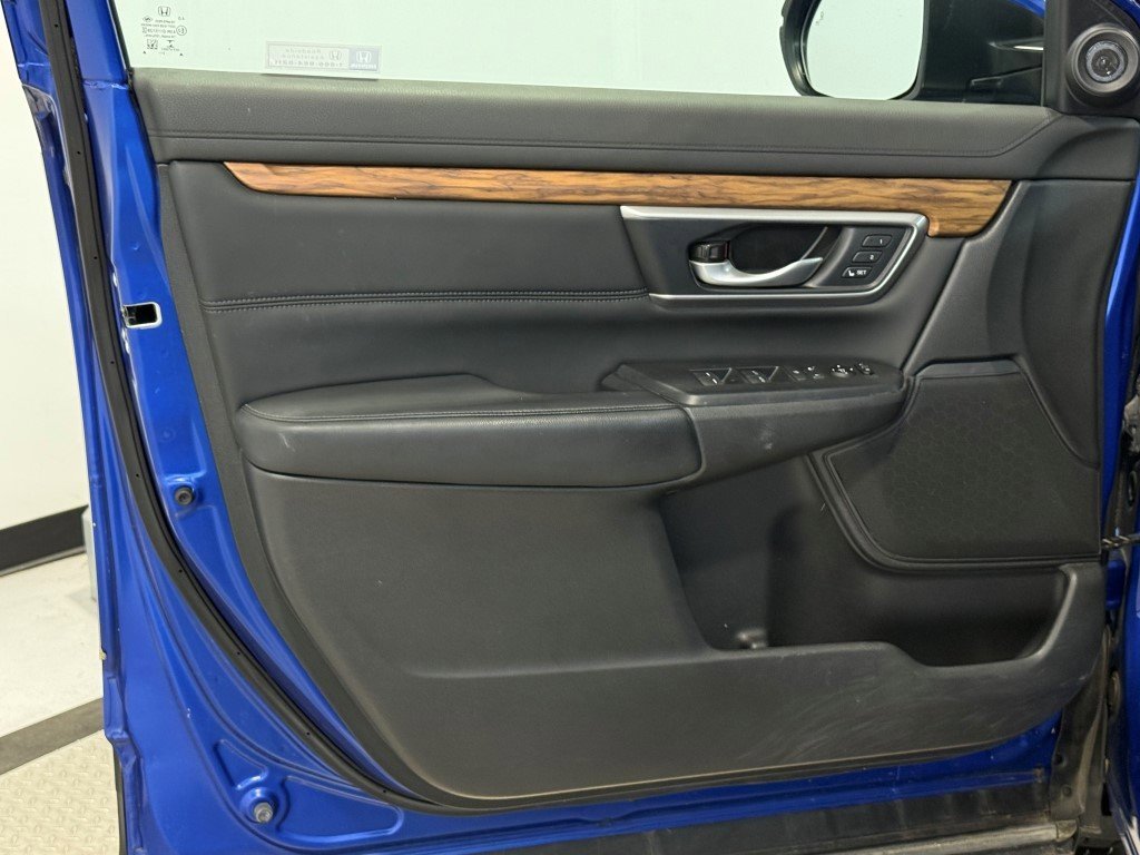 Used 2022 Honda CR-V Touring image 14