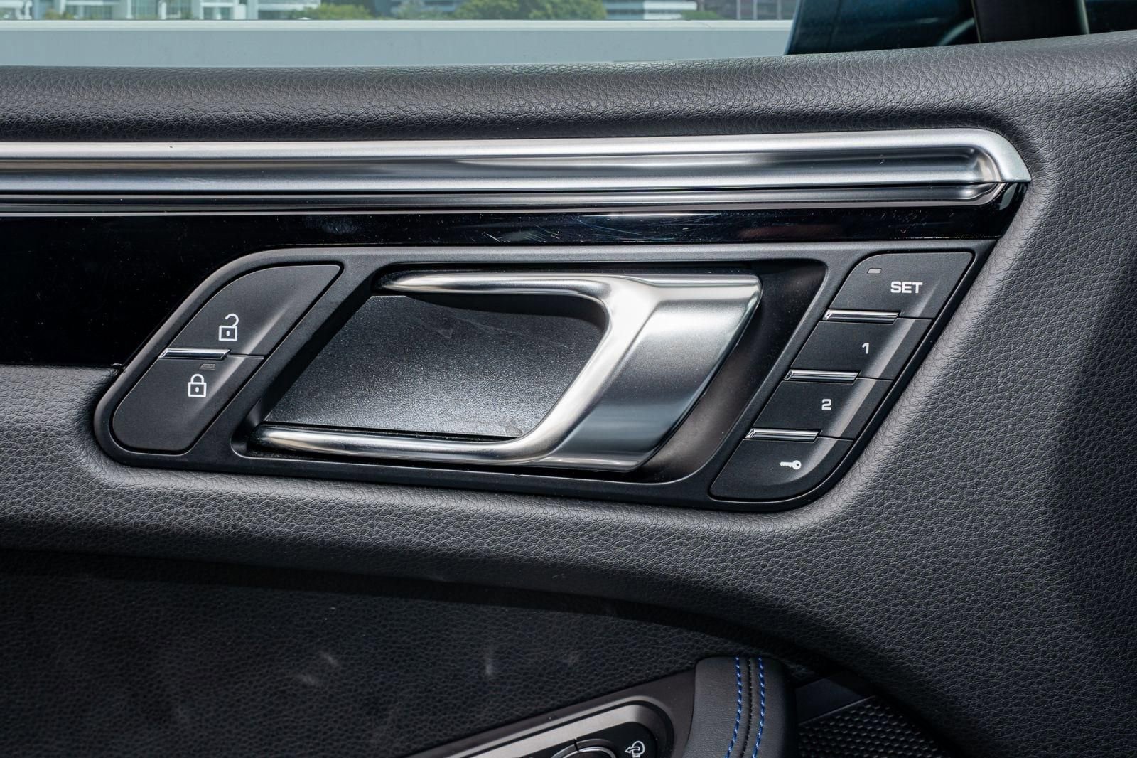 Used 2022 Porsche Macan S image 26