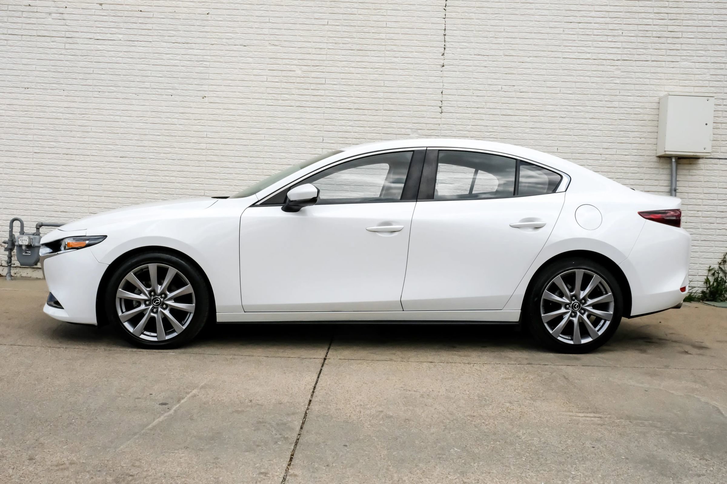 Used 2019 MAZDA MAZDA3 Sedan w/ Select Package image 10