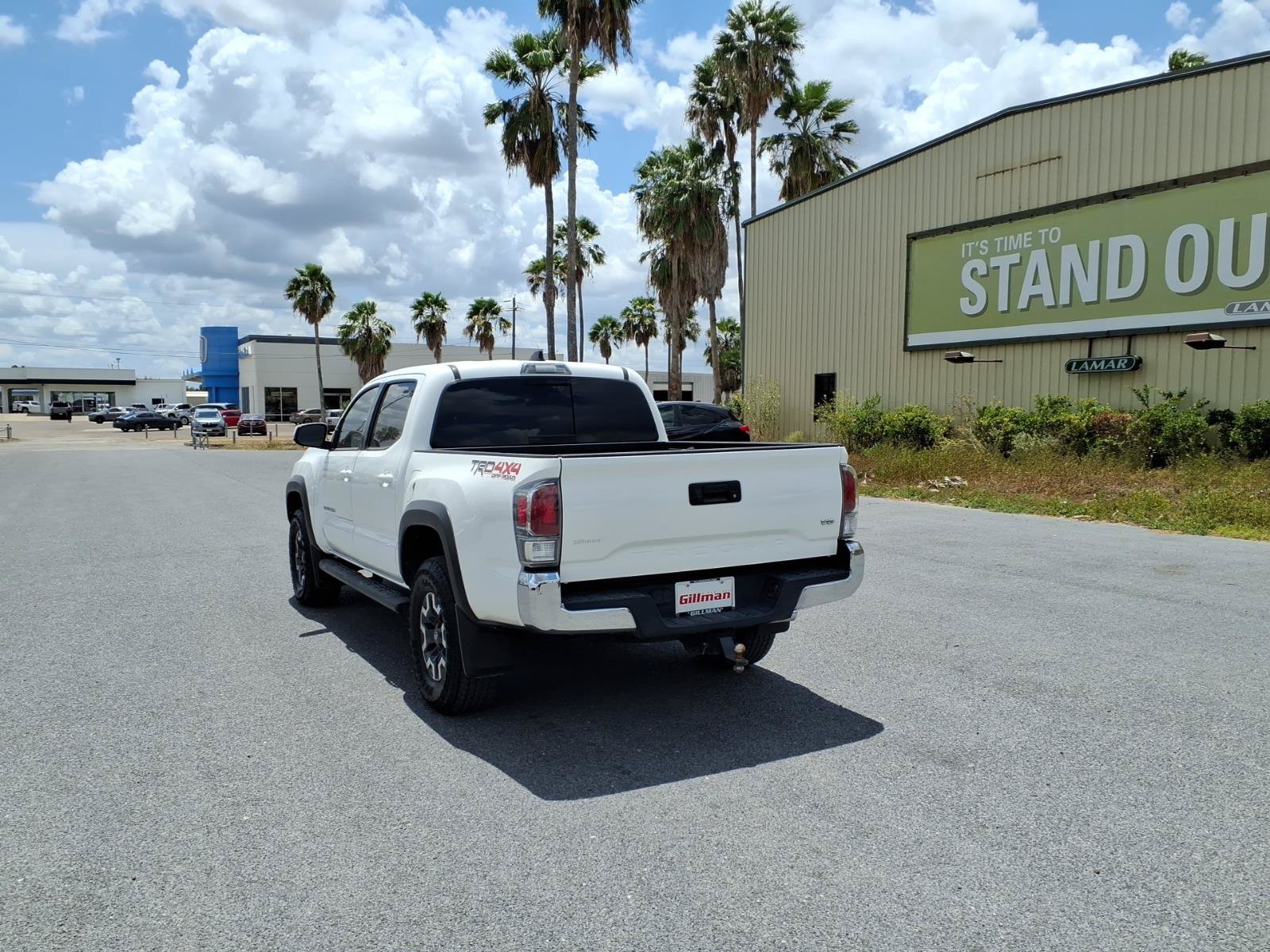 Used 2020 Toyota Tacoma TRD Off-Road w/ Exterior Package AWD/4WD image 6