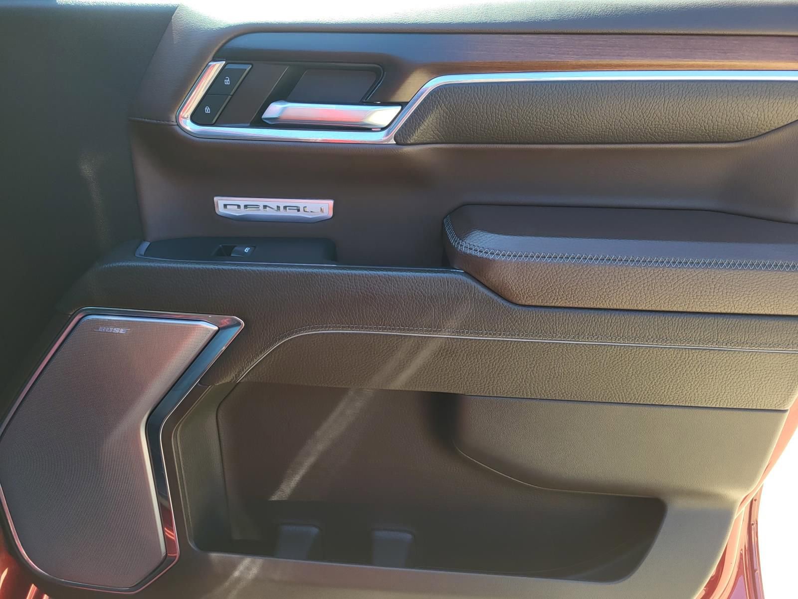 Used 2024 GMC Sierra 1500 Denali w/ Denali Reserve Package image 6