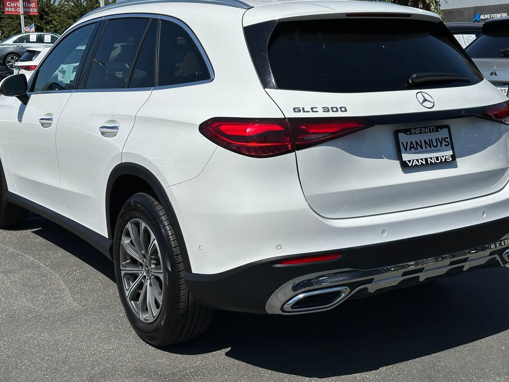Used 2024 Mercedes-Benz GLC 300 image 5