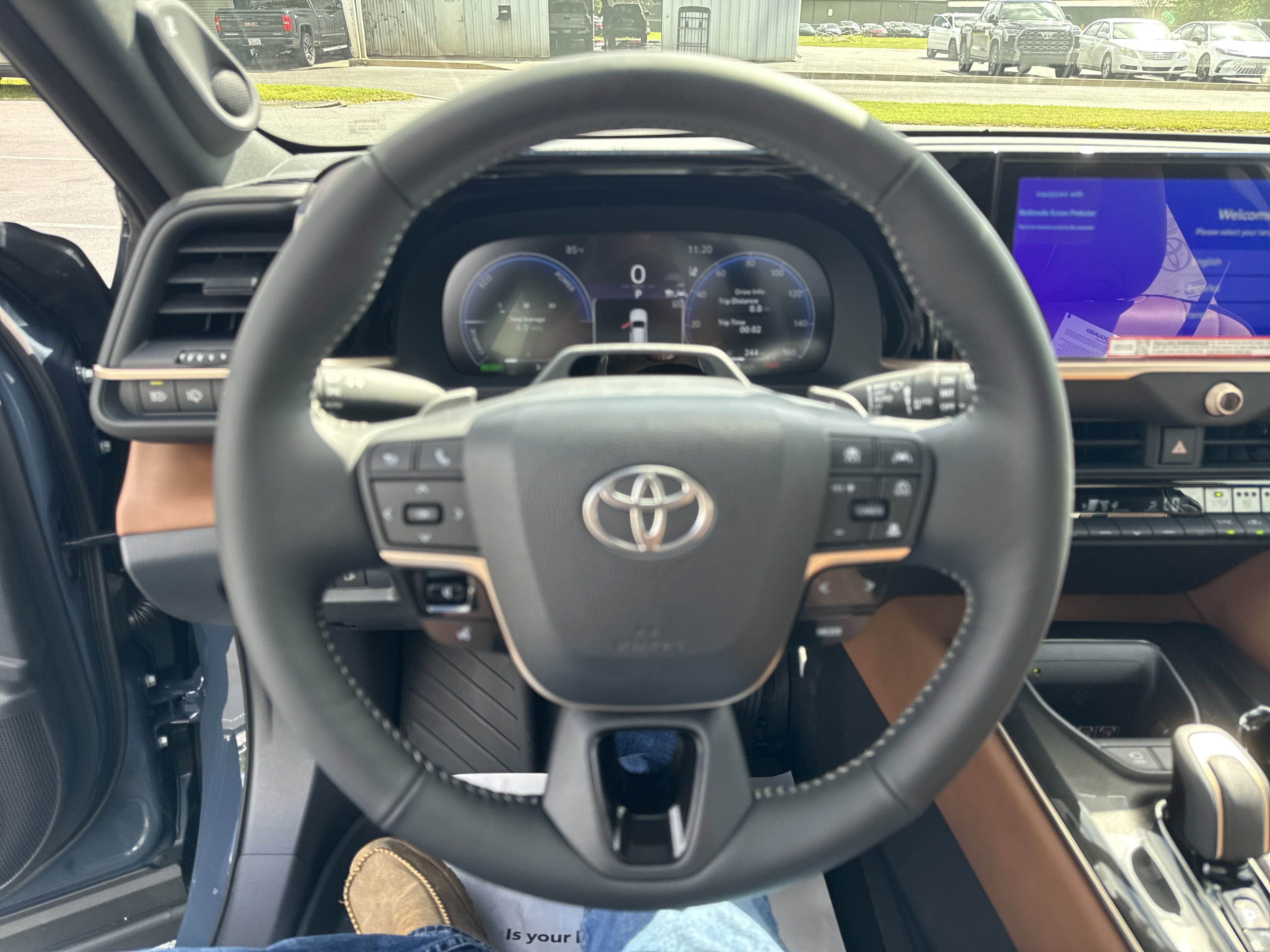 New 2025 Toyota Crown Signia w/ Advanced Technology Package AWD/4WD image 17