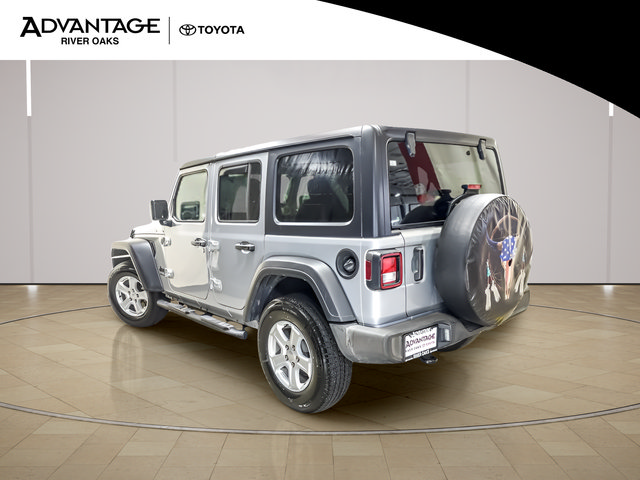 Used 2023 Jeep Wrangler Unlimited Sport AWD/4WD image 5