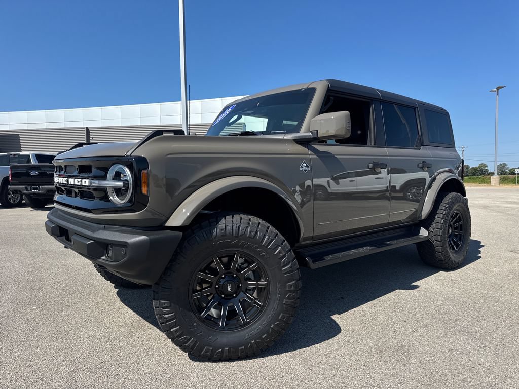 New 2026 Ford Bronco Outer Banks