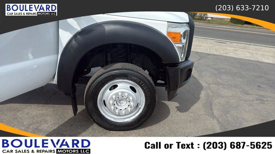 Used 2015 Ford F550 4x4 Regular Cab Super Duty image 14