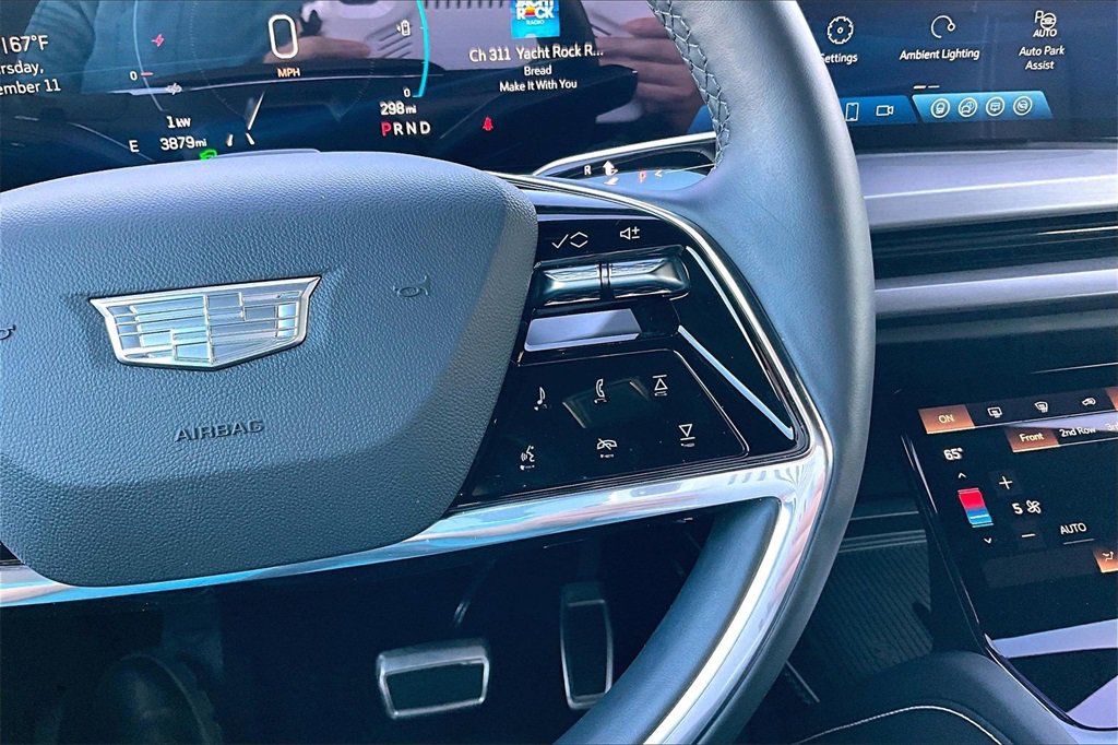 Used 2026 Cadillac Vistiq Sport image 8