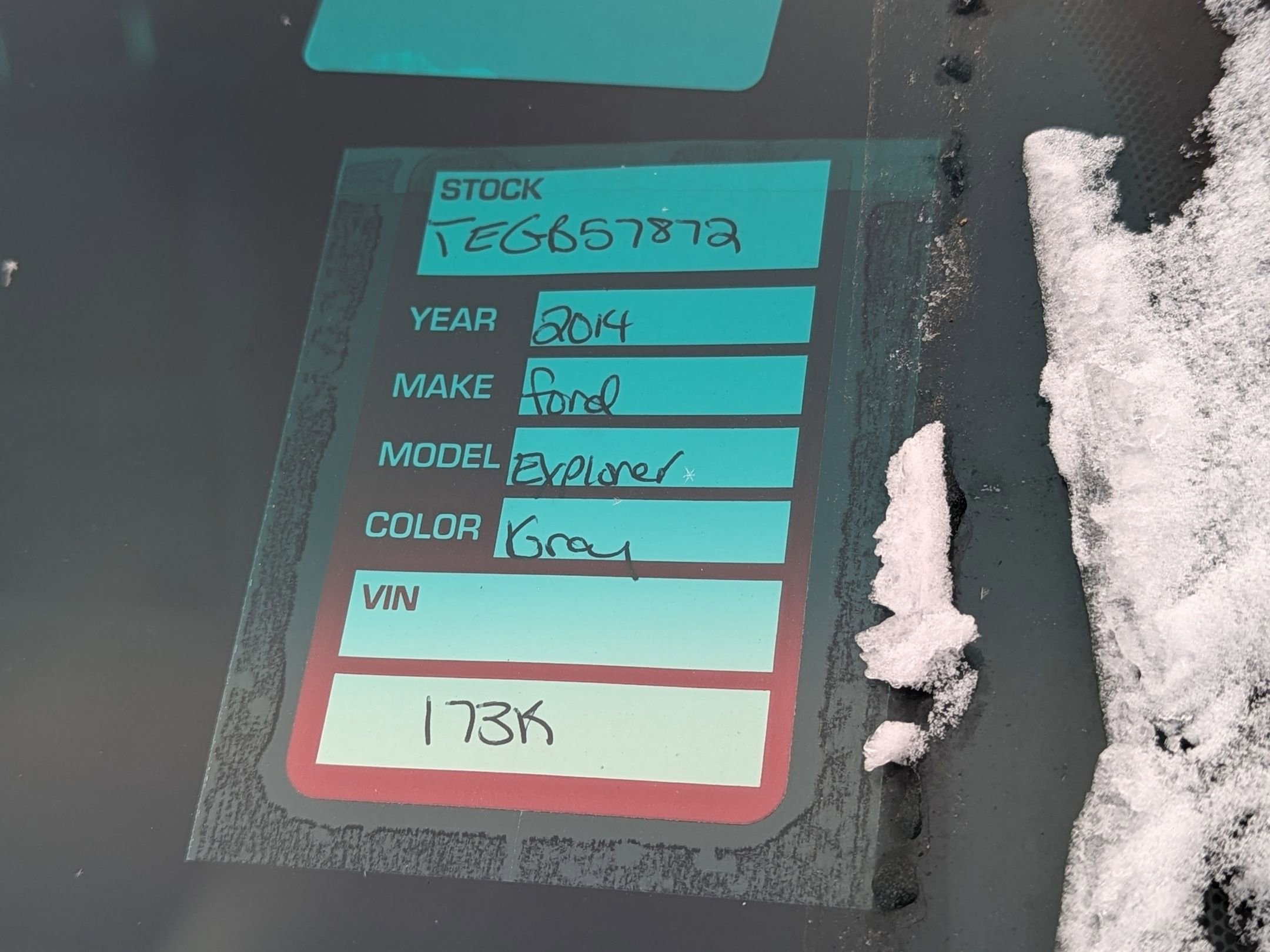 Used 2014 Ford Explorer XLT w/ Equipment Group 202A image 10