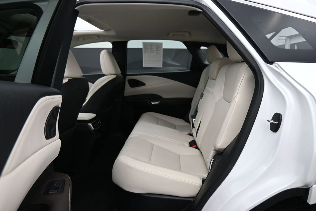 Used 2023 Lexus RX 350 Premium w/ Accessory Package (Z1) FWD image 17