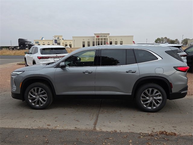 New 2026 Buick Enclave Preferred image 2