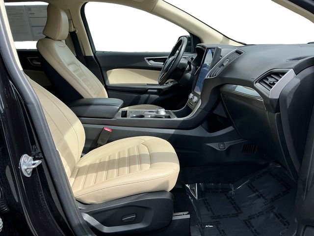 Certified 2024 Ford Edge SEL image 17