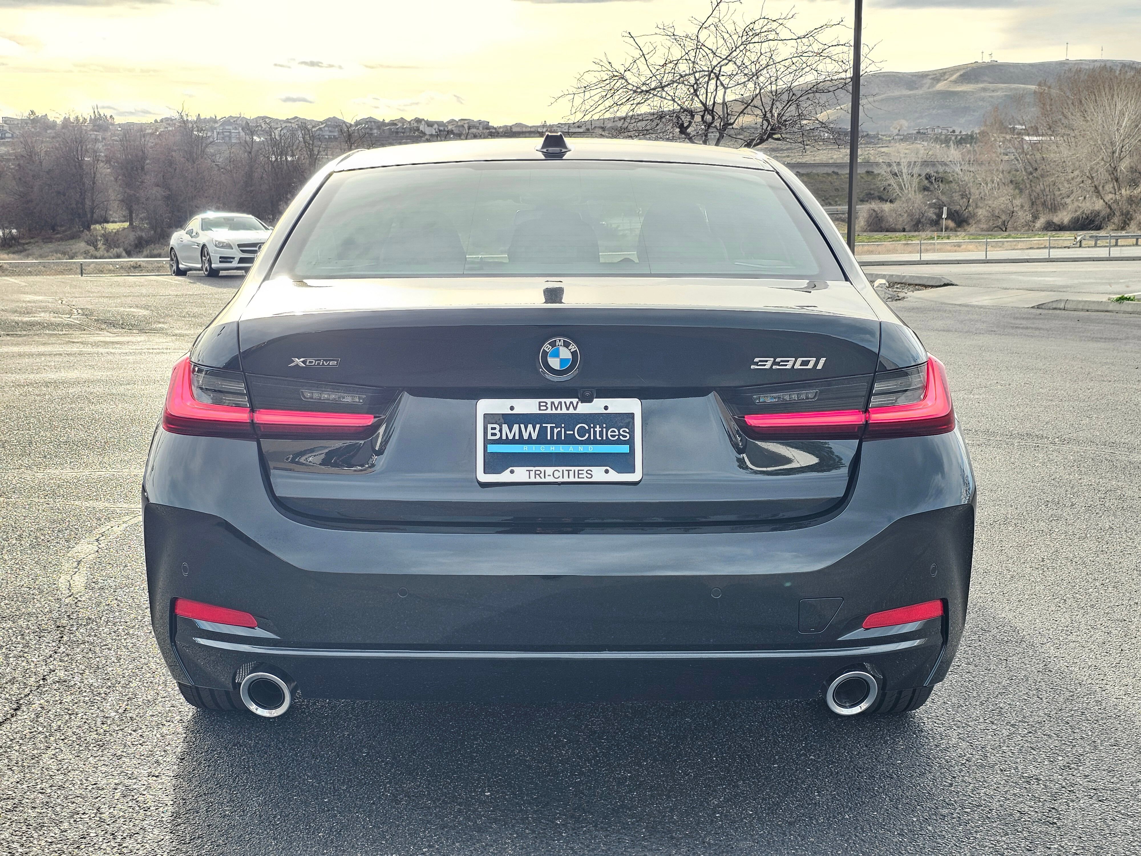 New 2026 BMW 330i xDrive Sedan w/ Premium Package image 5