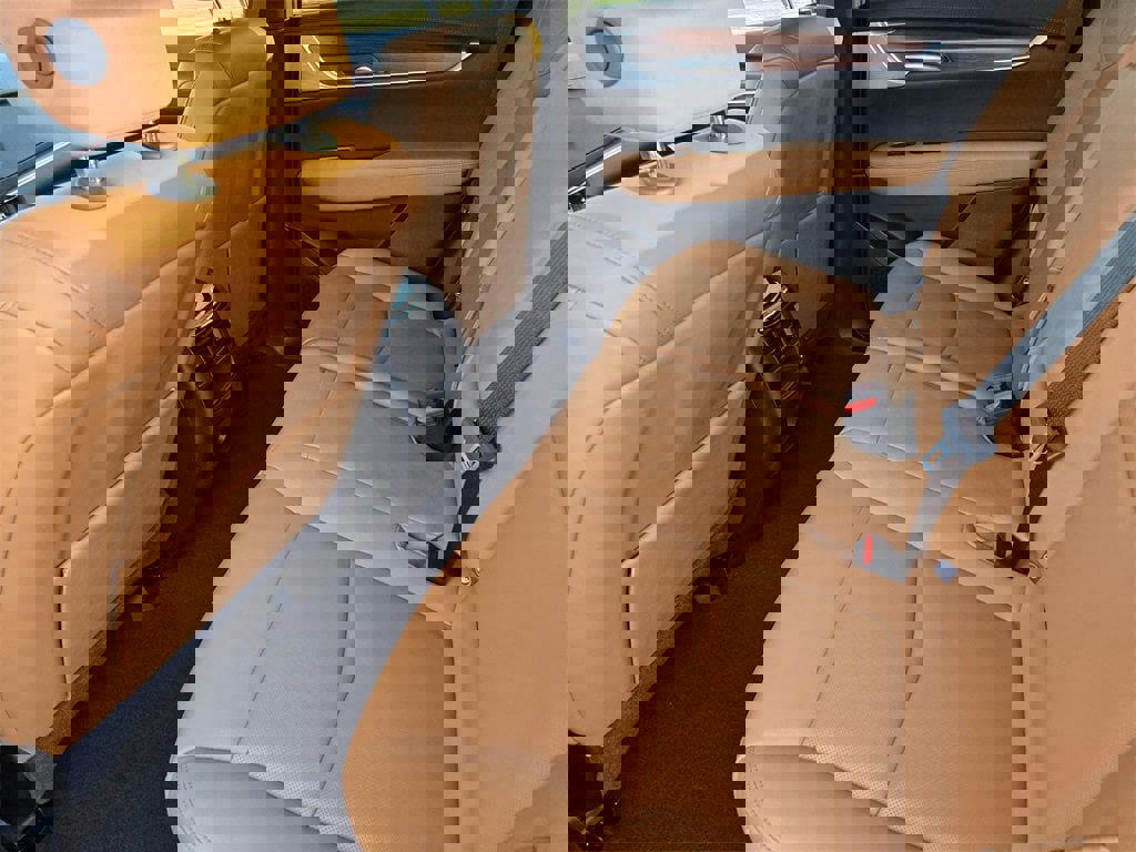 New 2026 Cadillac XT5 Premium Luxury w/ Driver Assist Package image 18