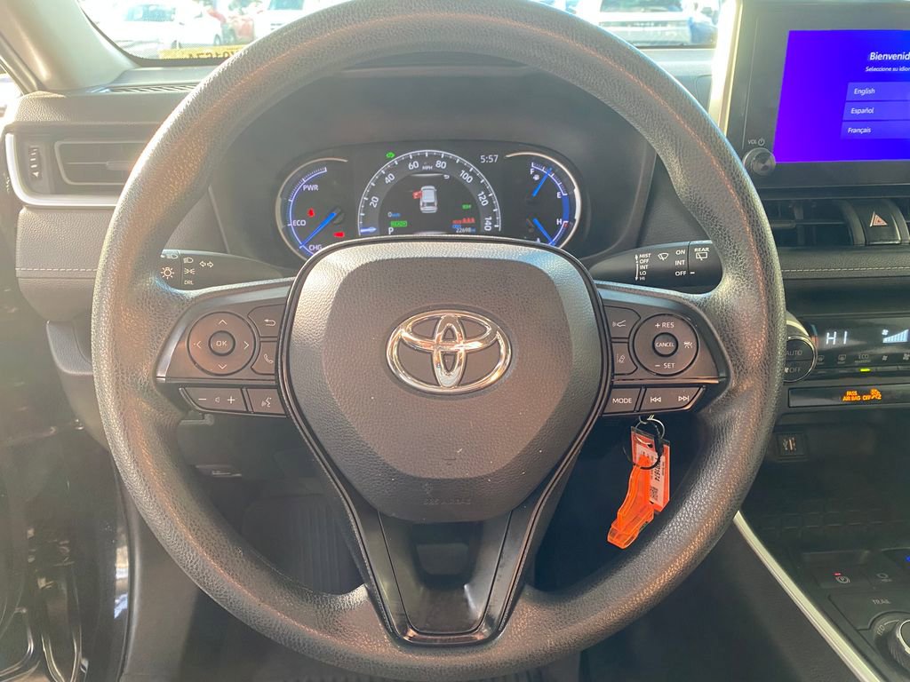 Used 2023 Toyota RAV4 LE AWD/4WD image 14