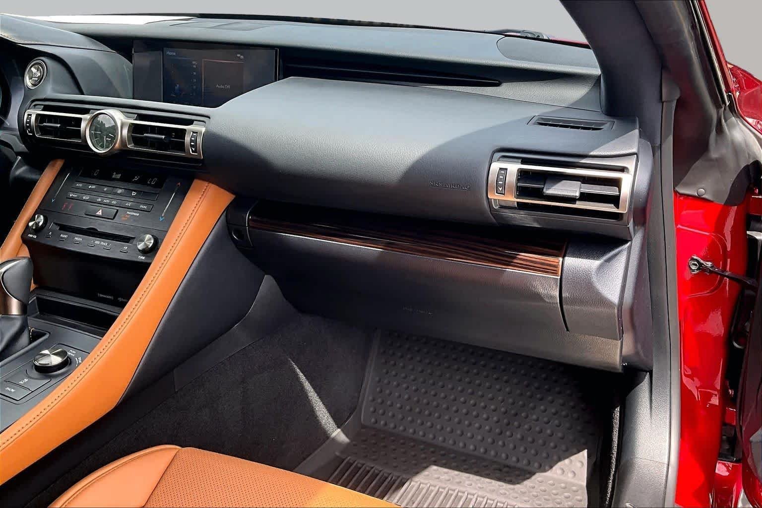 Used 2020 Lexus RC 300 w/ Accessory Package RWD image 17