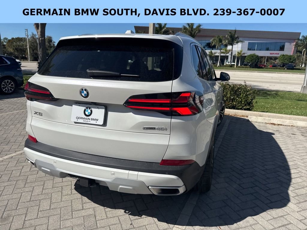 Certified 2024 BMW X5 sDrive40i w/ Premium Package image 10
