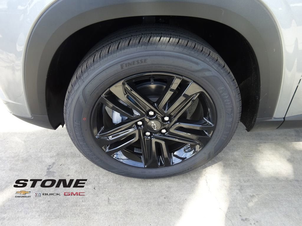 New 2026 Chevrolet Trax ACTIV w/ Sunroof Package FWD image 10