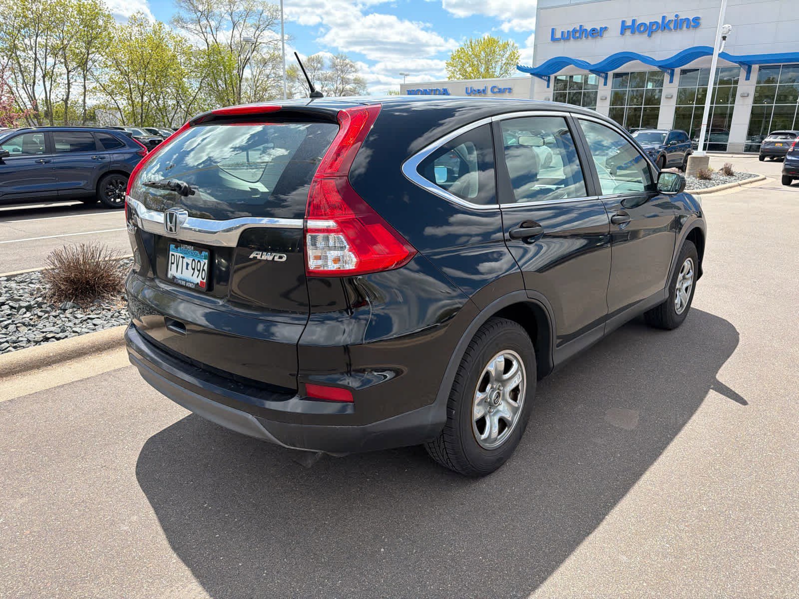 Used 2015 Honda CR-V LX image 6