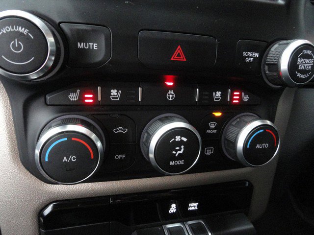 Used 2019 RAM 1500 Laramie image 19