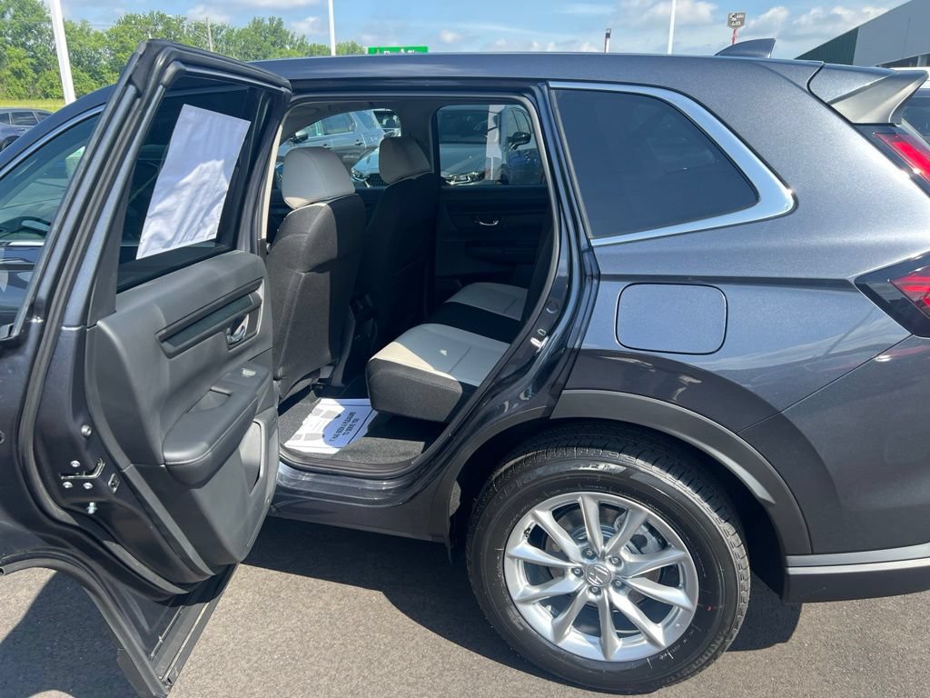 Certified 2026 Honda CR-V EX image 11
