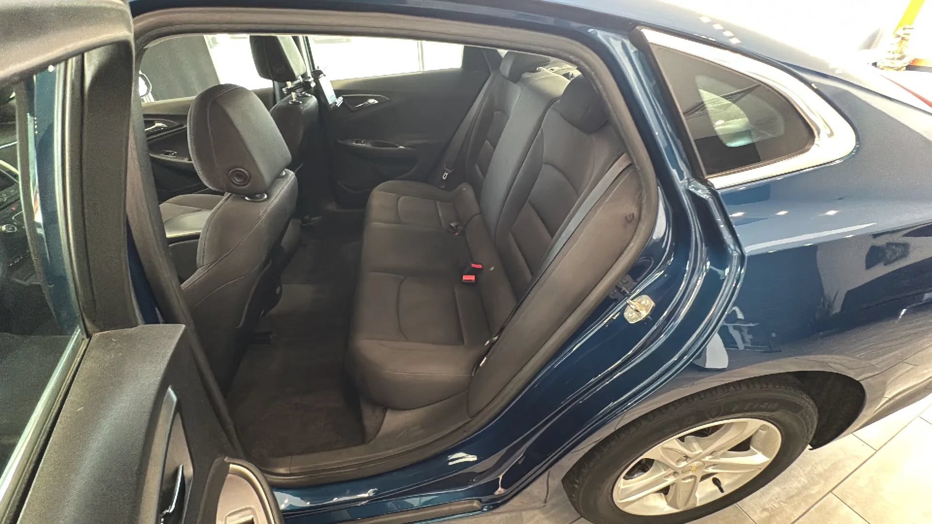 Used 2019 Chevrolet Malibu LS w/ LPO, Convenience Package 2 FWD image 24