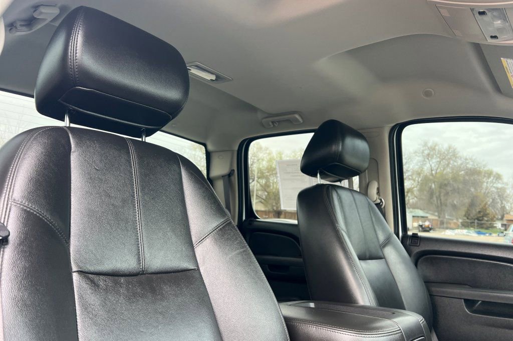 Used 2011 Chevrolet Silverado 3500 LTZ w/ LTZ Plus Package AWD/4WD image 13