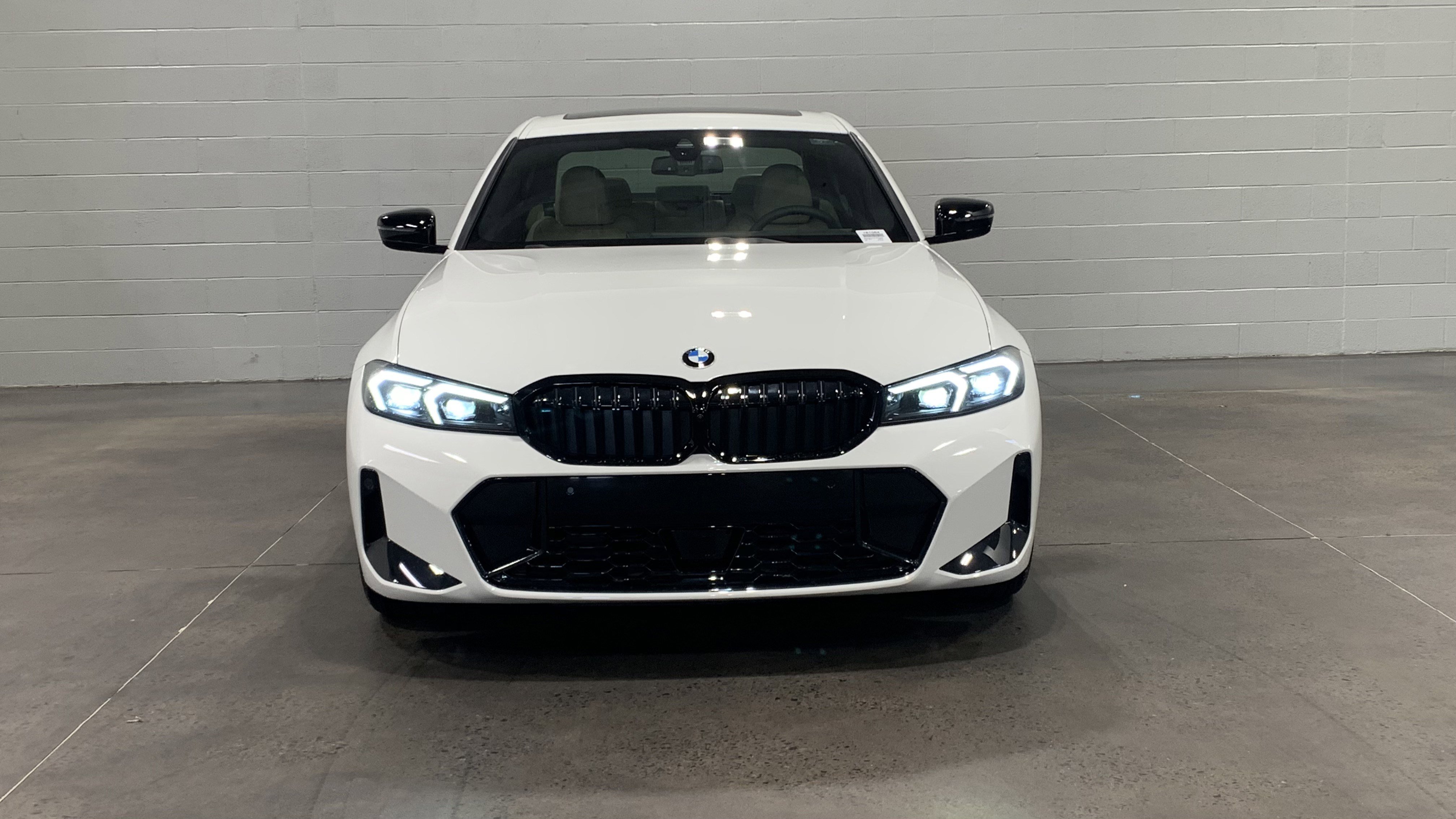 Used 2026 BMW 330i Sedan w/ M Sport Package RWD image 2