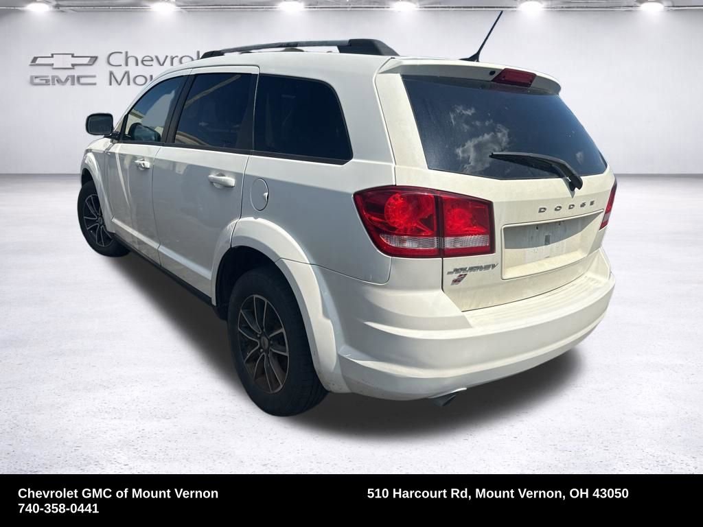 Used 2017 Dodge Journey GT w/ Driver Convenience Group image 2