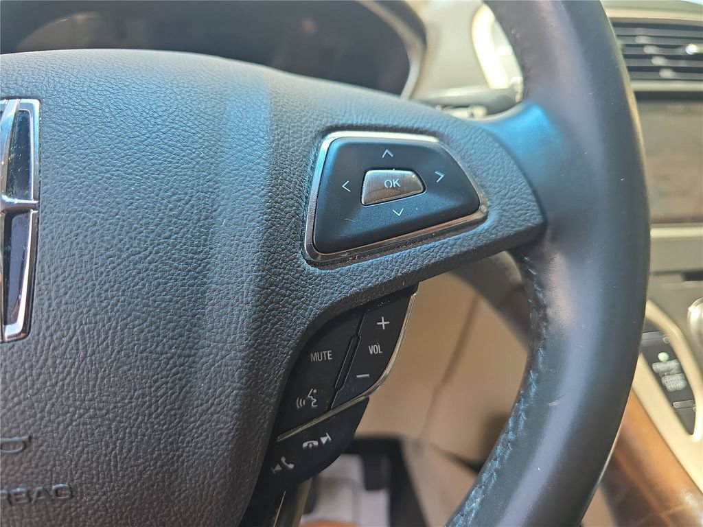 Used 2016 Lincoln MKX Select w/ Select Plus Package FWD image 24