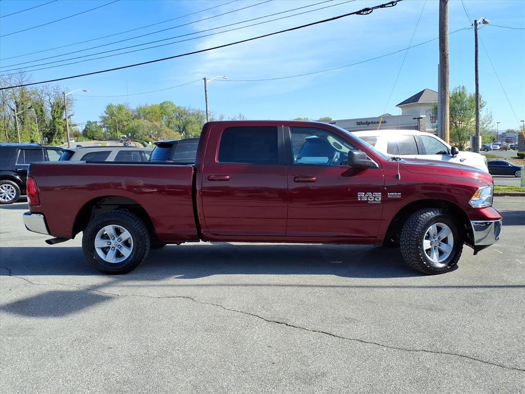 Used 2020 RAM 1500 Classic SLT image 3