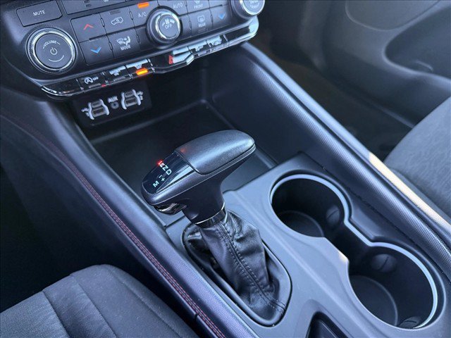 Used 2025 Dodge Durango GT AWD/4WD image 16