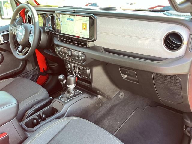 Used 2025 Jeep Wrangler Unlimited Sport AWD/4WD image 20