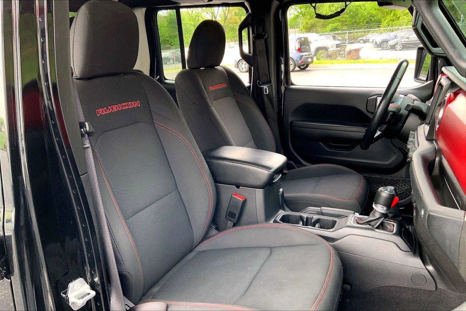 Used 2022 Jeep Gladiator Rubicon w/ Trailer Tow Package AWD/4WD image 7