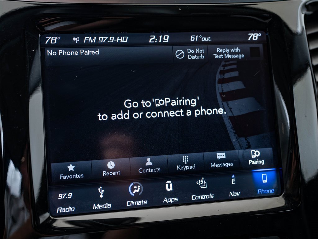 Used 2019 Jeep Cherokee Limited image 29