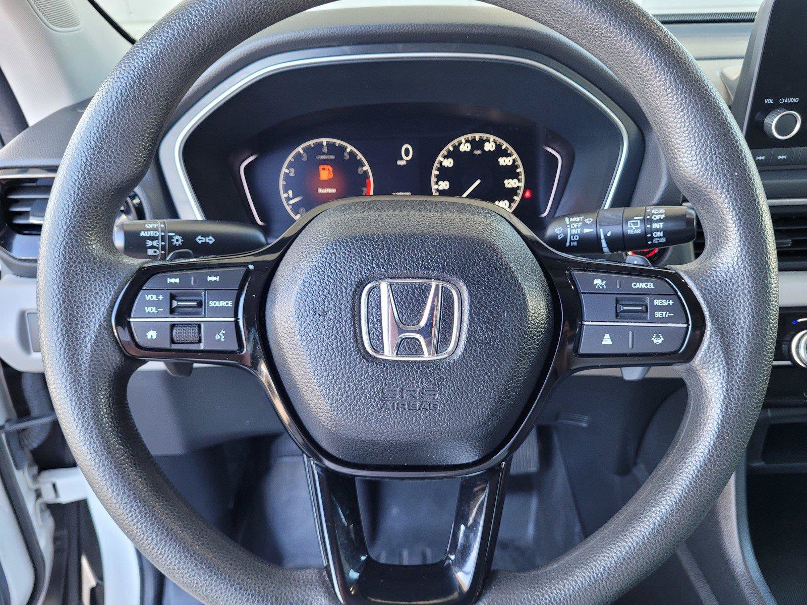 Used 2023 Honda Pilot LX image 29