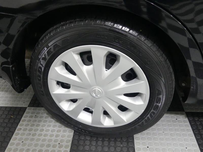 Used 2019 Nissan Versa SV FWD image 16