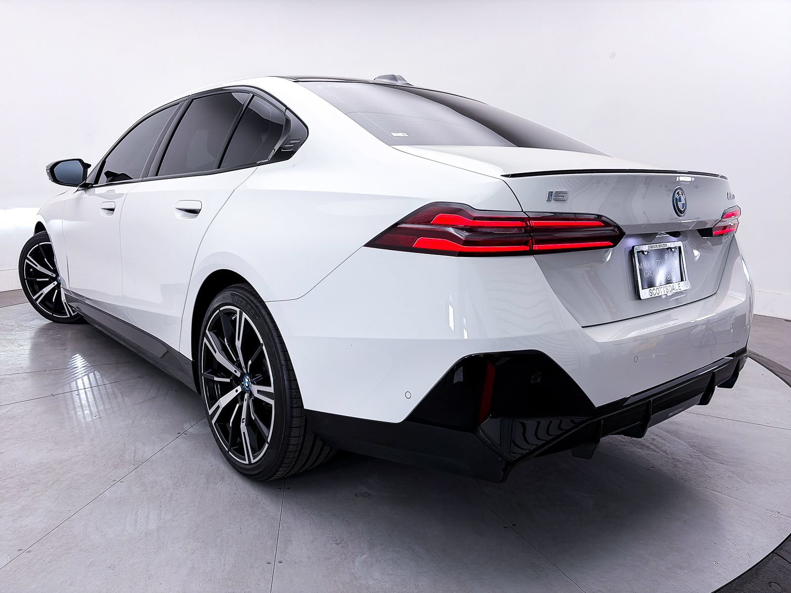Used 2024 BMW i5 M60 w/ Executive Package AWD/4WD image 2