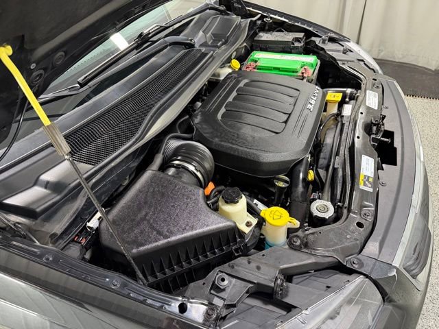Used 2015 Chrysler Town & Country S w/ Driver Convenience Group FWD image 25