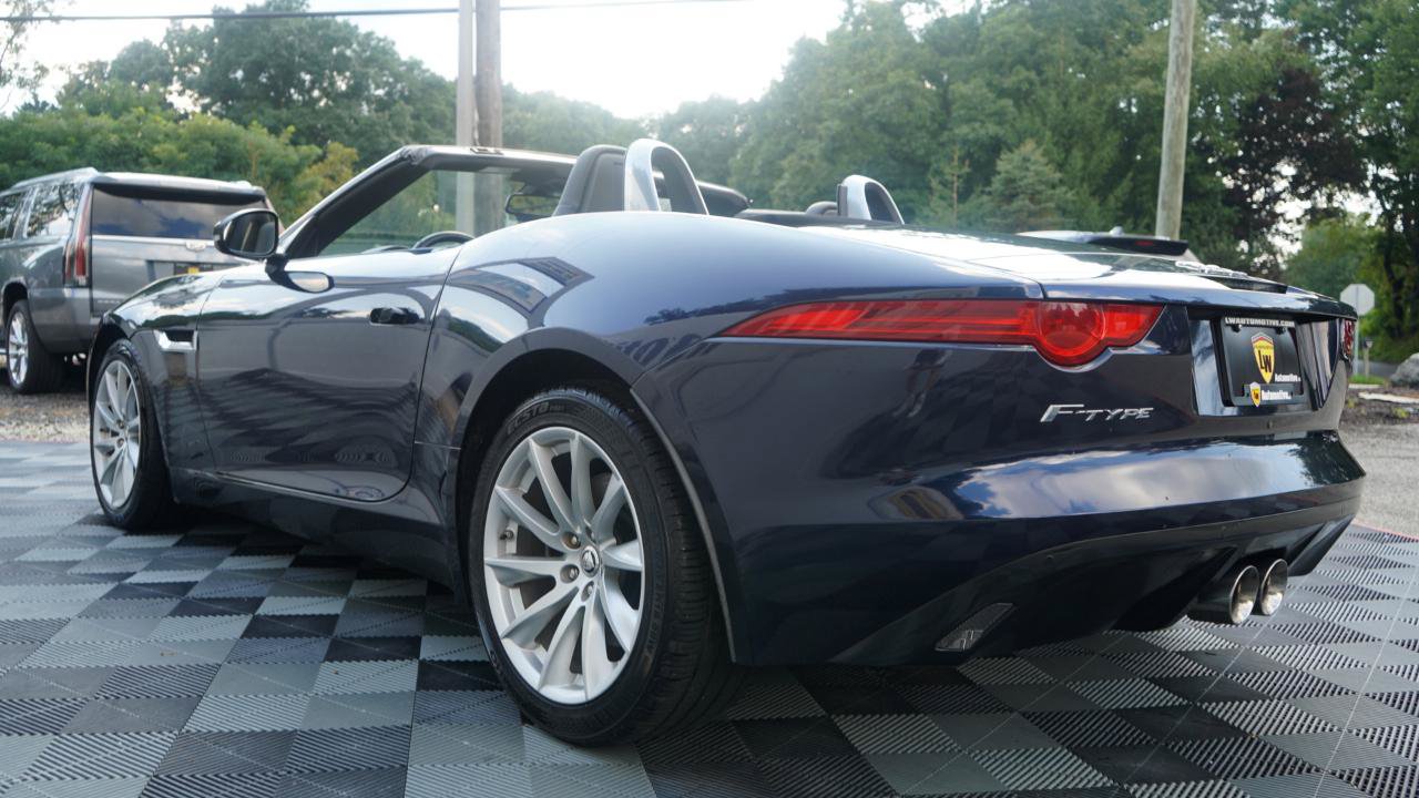 Used 2014 Jaguar F-TYPE Convertible RWD image 9