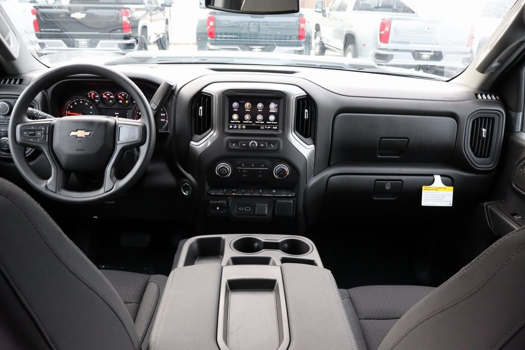 New 2026 Chevrolet Silverado 2500 Custom w/ Custom Value Package image 15