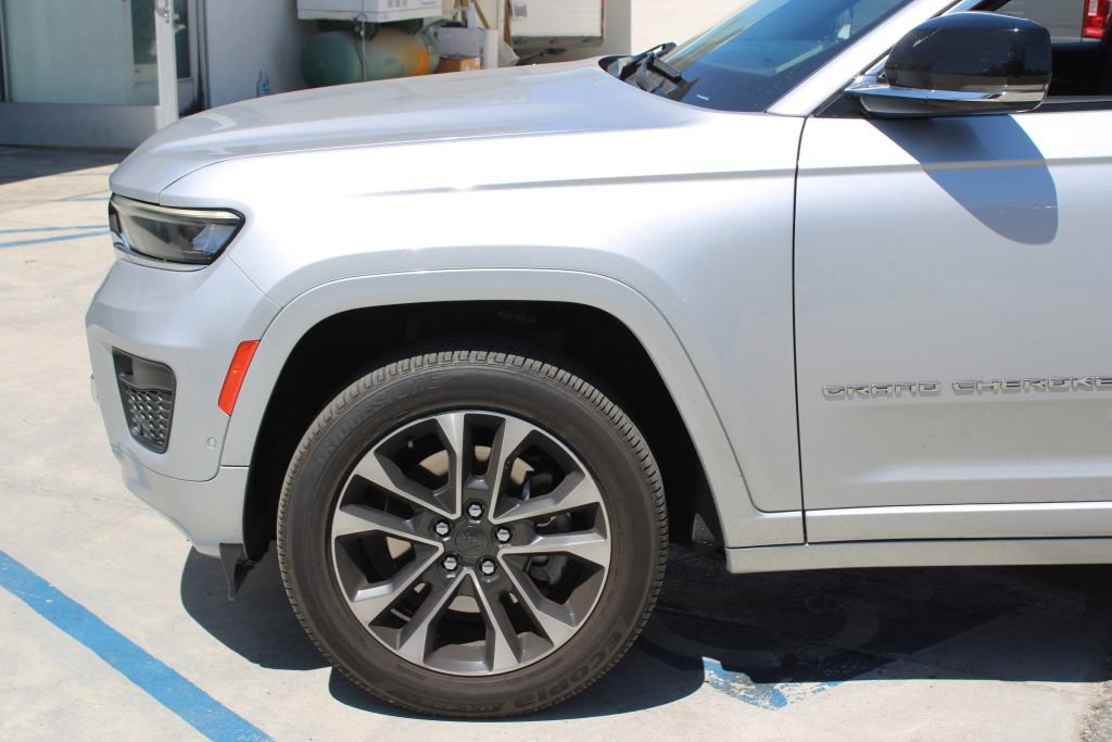 Used 2021 Jeep Grand Cherokee L Overland AWD/4WD image 7
