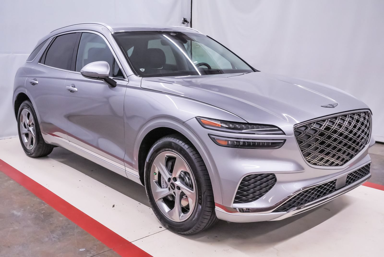 Used 2026 Genesis GV70 2.5T AWD/4WD image 5