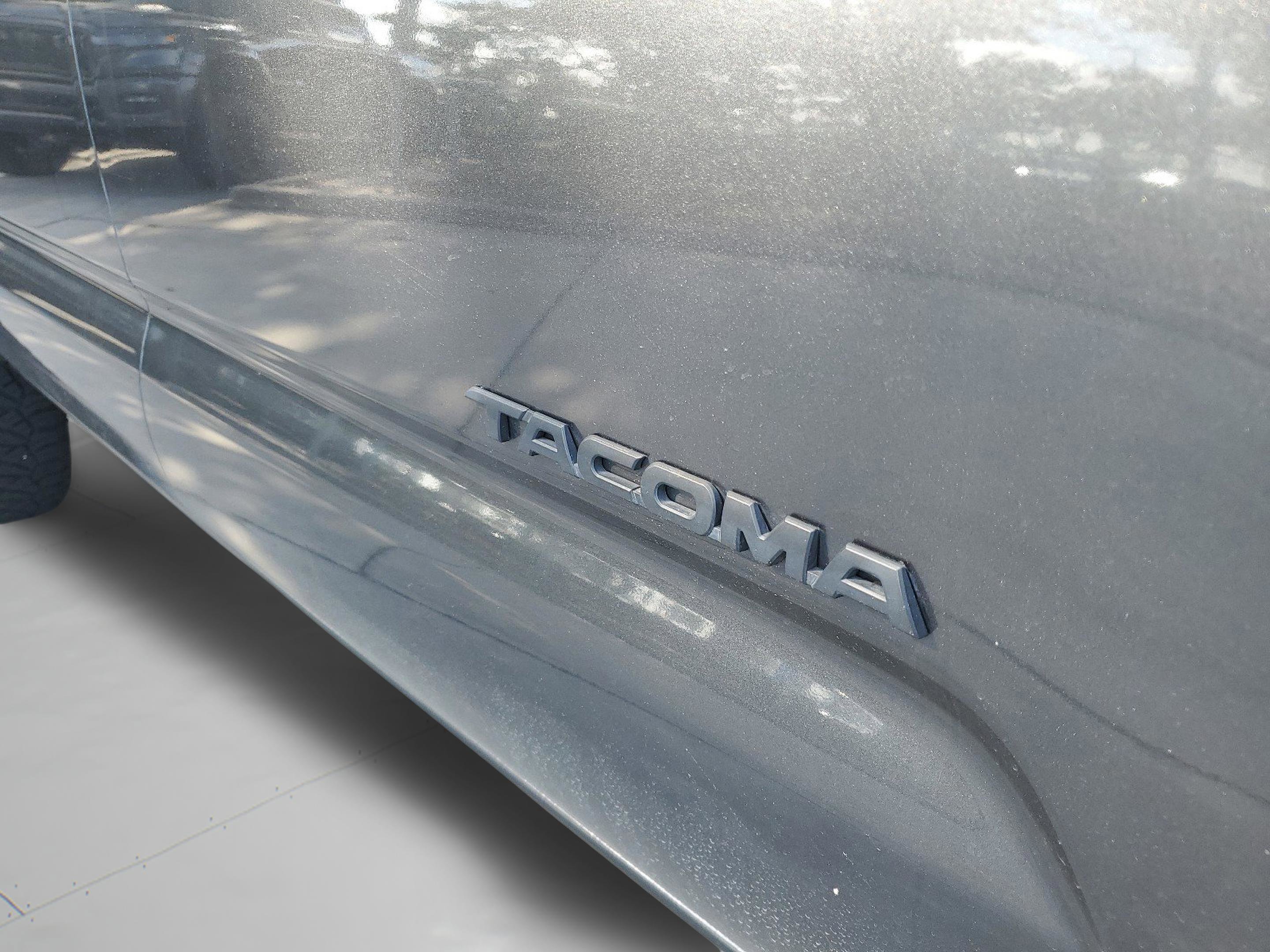 Used 2019 Toyota Tacoma TRD Off-Road RWD image 30