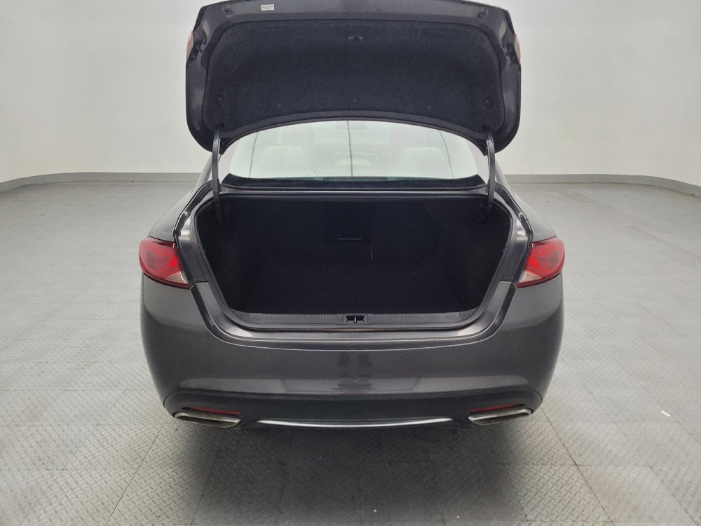 Used 2015 Chrysler 200 C FWD image 29