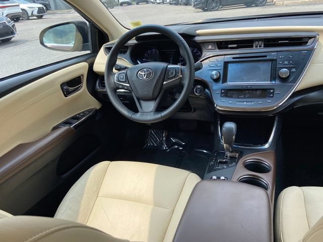 Used 2016 Toyota Avalon XLE FWD image 15