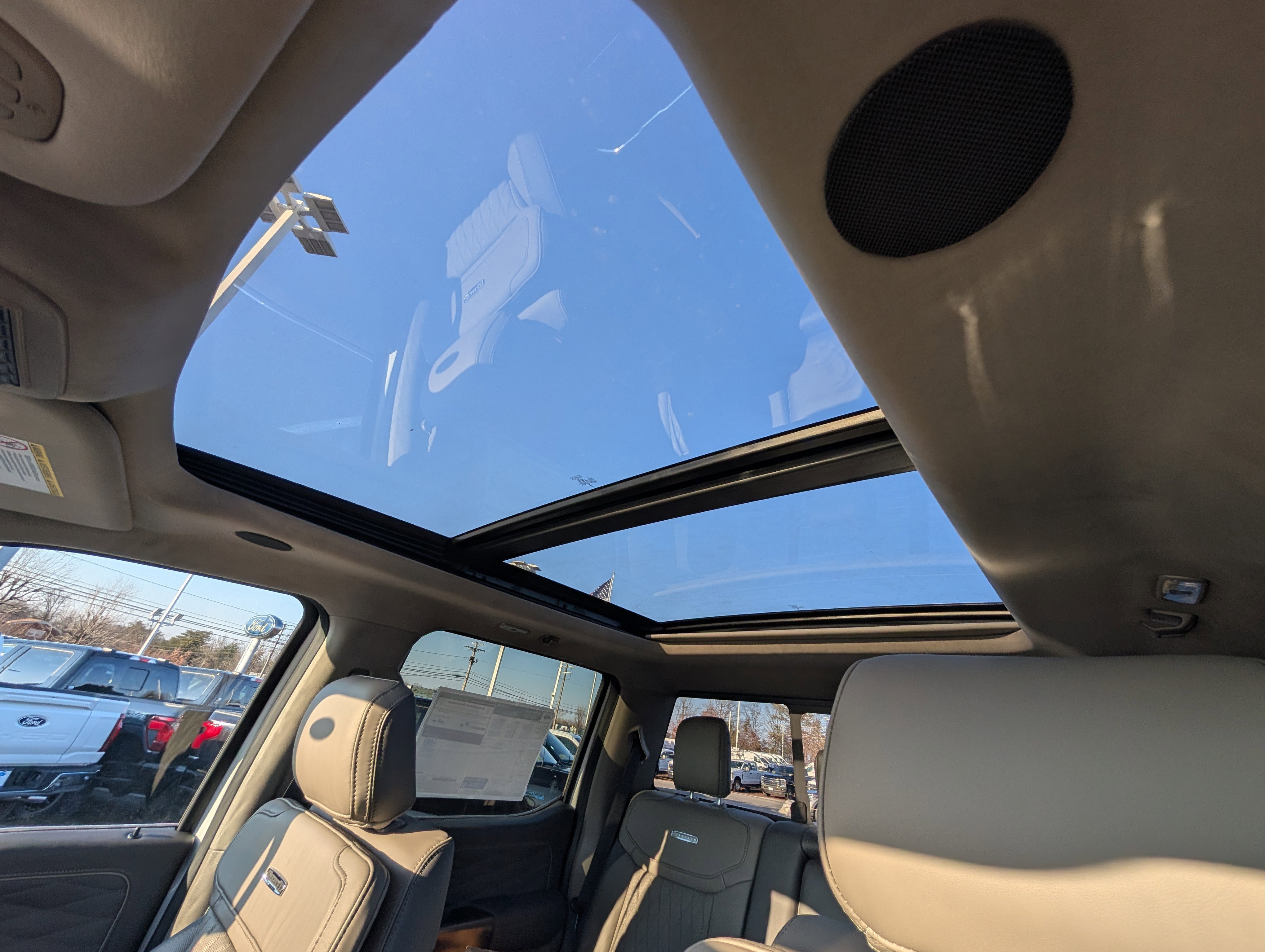 New 2026 Ford F450 Platinum w/ Platinum Plus Package image 34