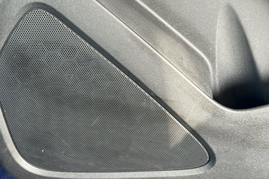 Used 2023 Chevrolet Equinox LS FWD image 28